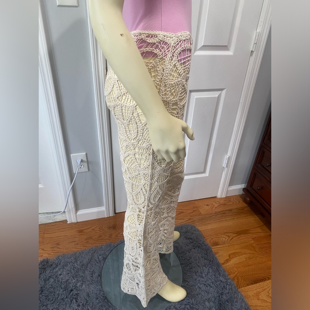 Elegant Crochet Lace Pants/Size medium - Picture 7 of 9